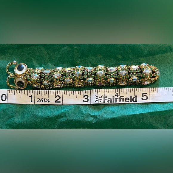 Limited Edition 6 of 500 KIRK’S FOLLY whimsical Caterpillar pin brooch AB stone - Picture 13 of 16